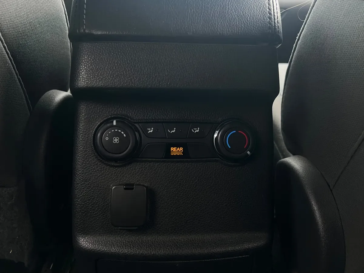 Ford Explorer 3.5 Xlt Auto 4wd año 2014