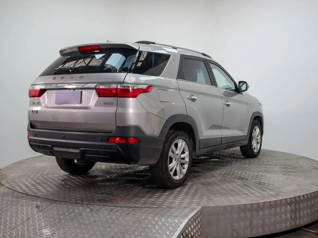 DFSK Suv 560 1.8 Comfort Mt año 2024