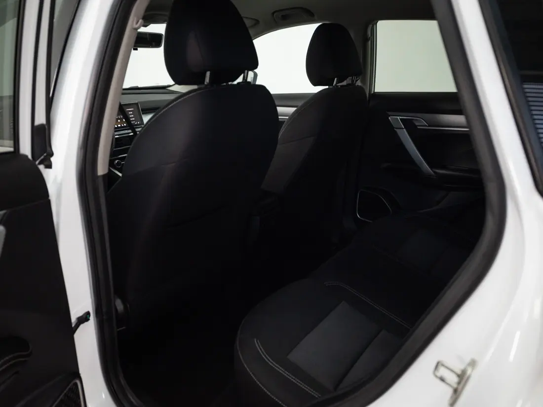 Geely Coolray 1.5 Comfort 7dct At año 2023