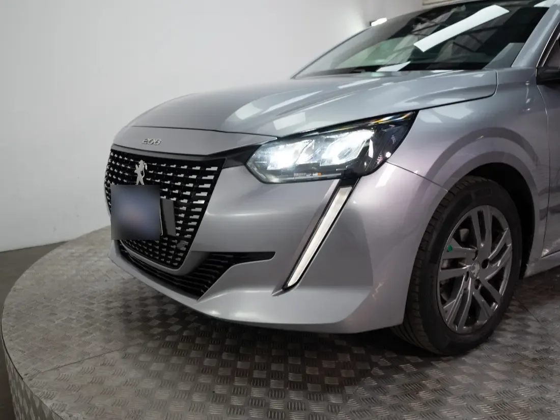 Peugeot 208 1.2 Active Pack Puretech 75 Mt año 2023