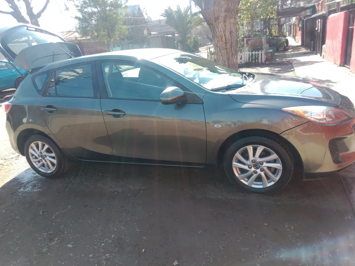 MAZDA MAZDA3 1.6 Sedan S Ac C.crucero Mt año 2013