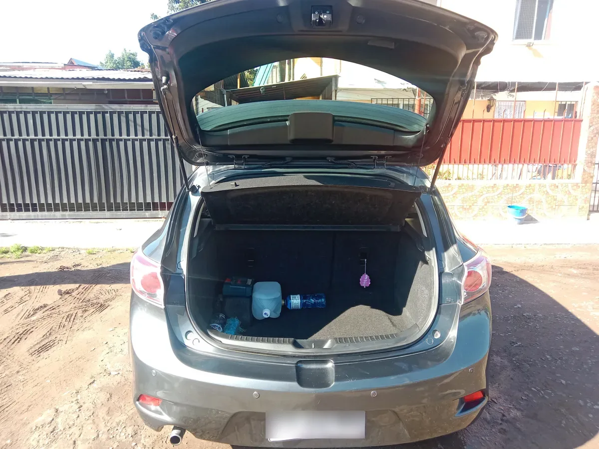 MAZDA MAZDA3 1.6 Sedan S Ac C.crucero Mt año 2013