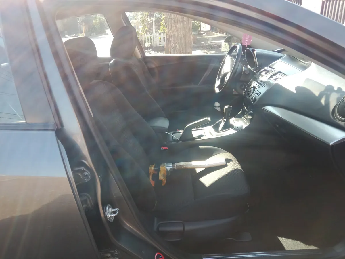 MAZDA MAZDA3 1.6 Sedan S Ac C.crucero Mt año 2013