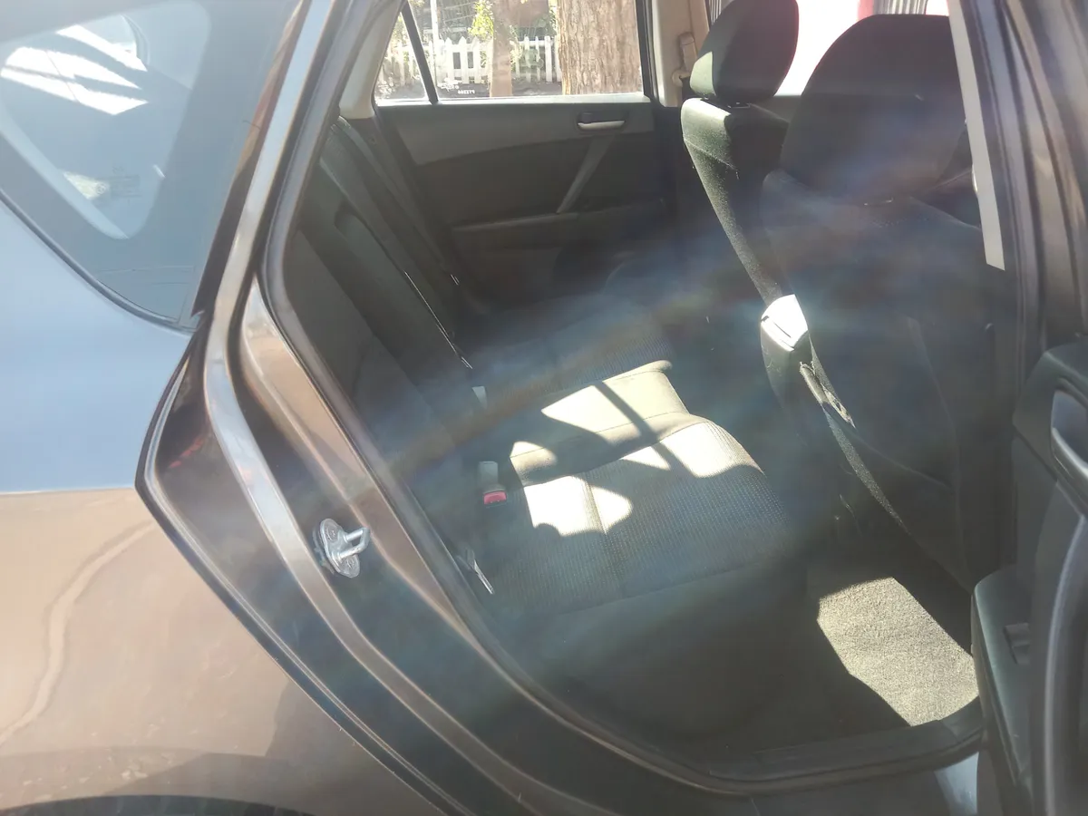 MAZDA MAZDA3 1.6 Sedan S Ac C.crucero Mt año 2013