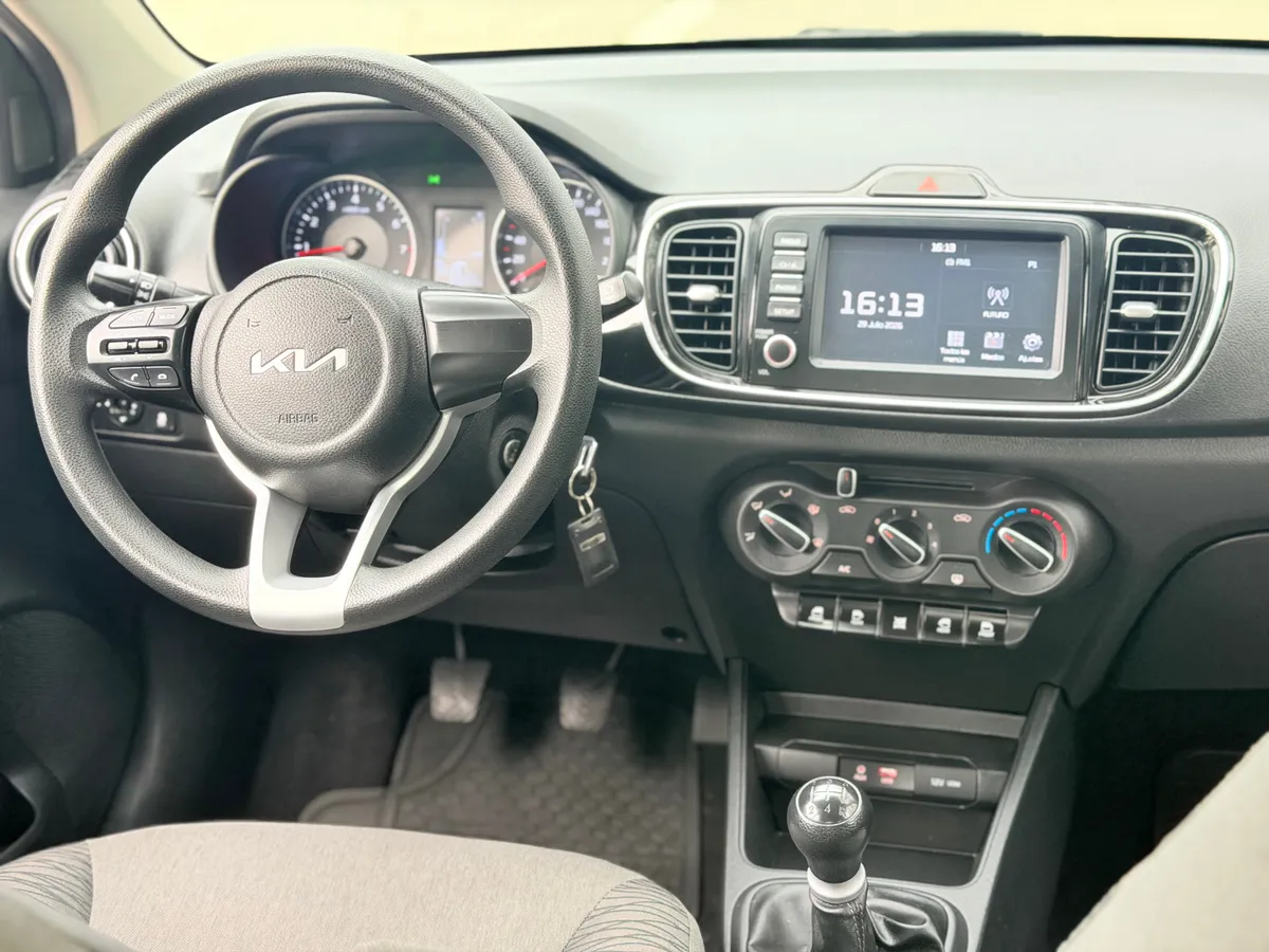 KIA MOTORS SOLUTO 1.4 Ex Sunroof Mt año 2025