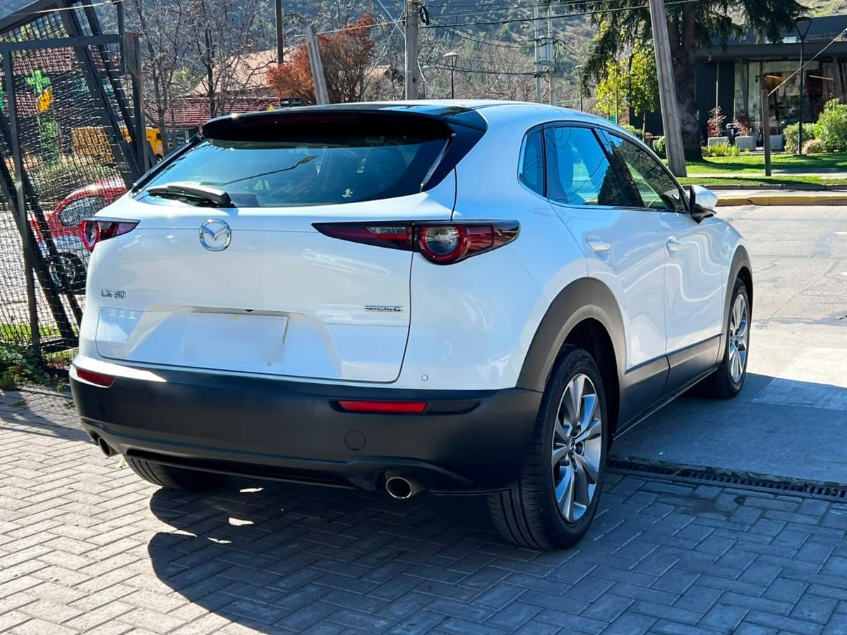 Mazda Cx-30 2.0 At año 2023