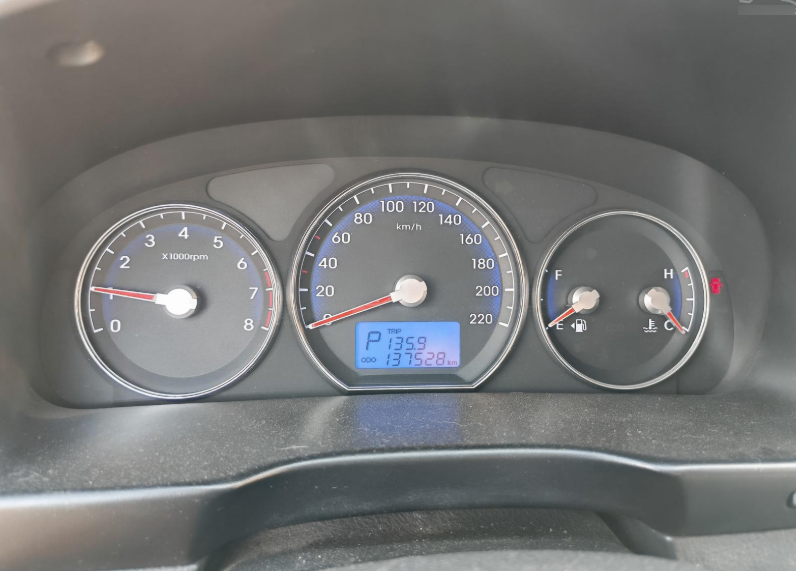 Hyundai Santa Fe 2.4 Gls Mt año 2012