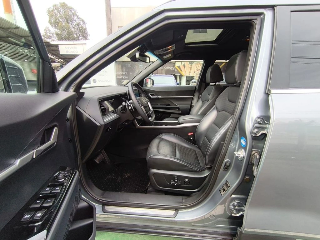Ssangyong Torres Limited 1.5t At 4x4 año 2024