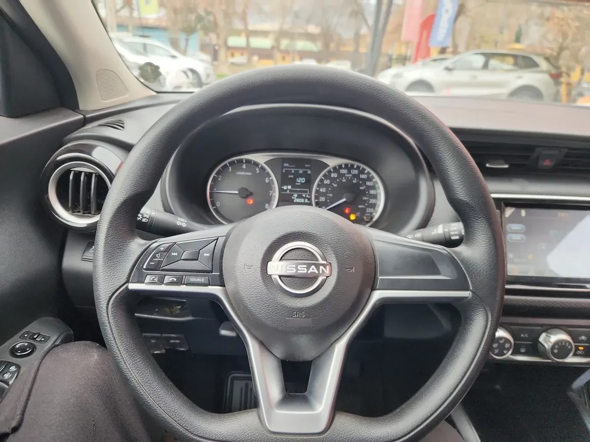 Nissan Kicks 1.6 Sense 4x2 Mt 5p año 2023
