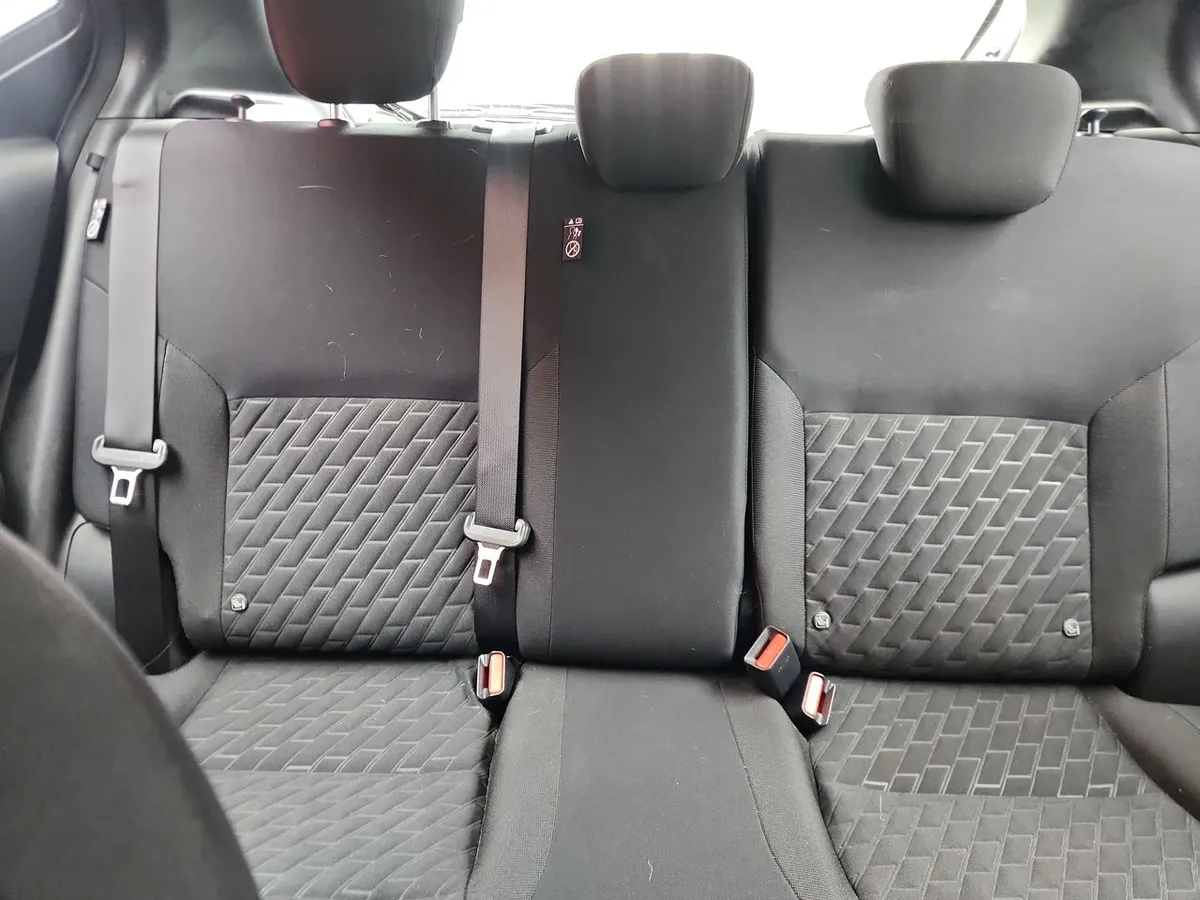Nissan Kicks 1.6 Sense 4x2 Mt 5p año 2023