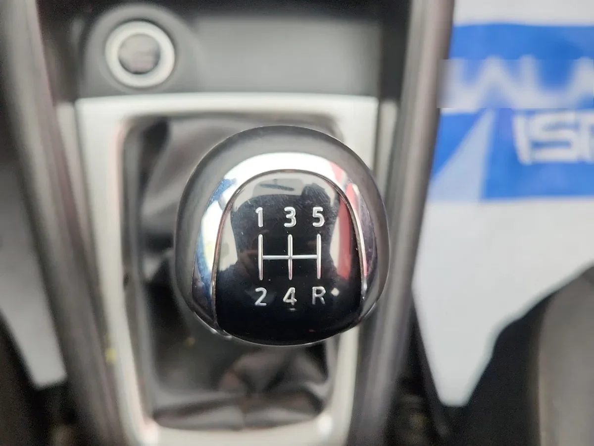 Nissan Kicks 1.6 Sense 4x2 Mt 5p año 2023
