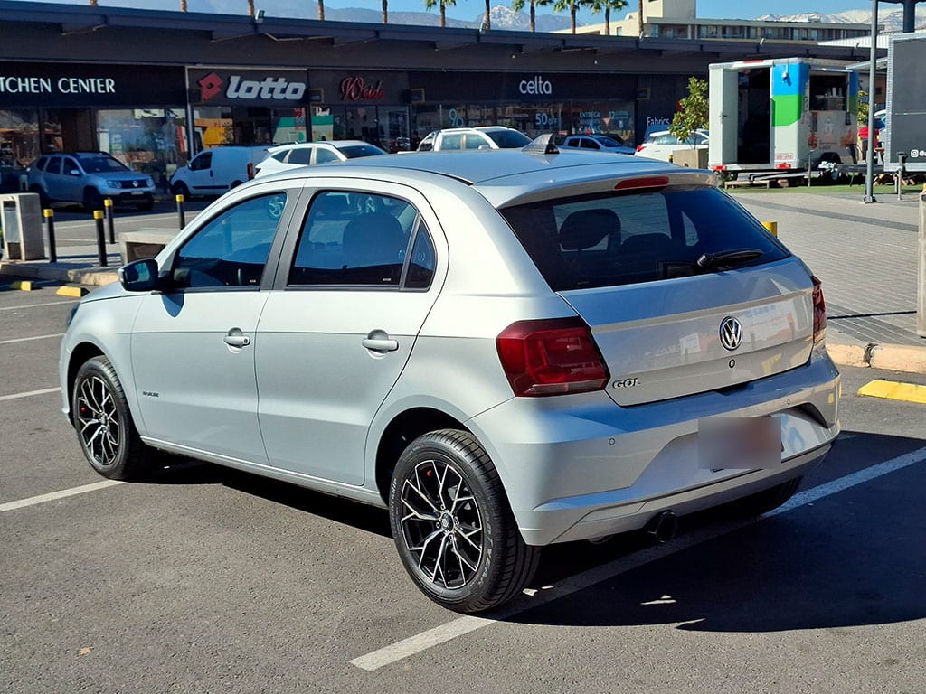 Volkswagen Gol 1.6 Highline Hb Mt 5p año 2023