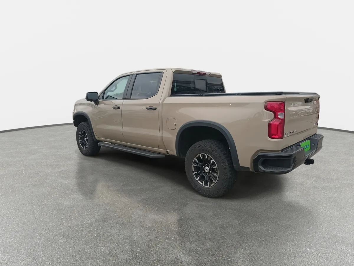 Chevrolet Silverado 6.2 Zr2 4x4 At 4p año 2023