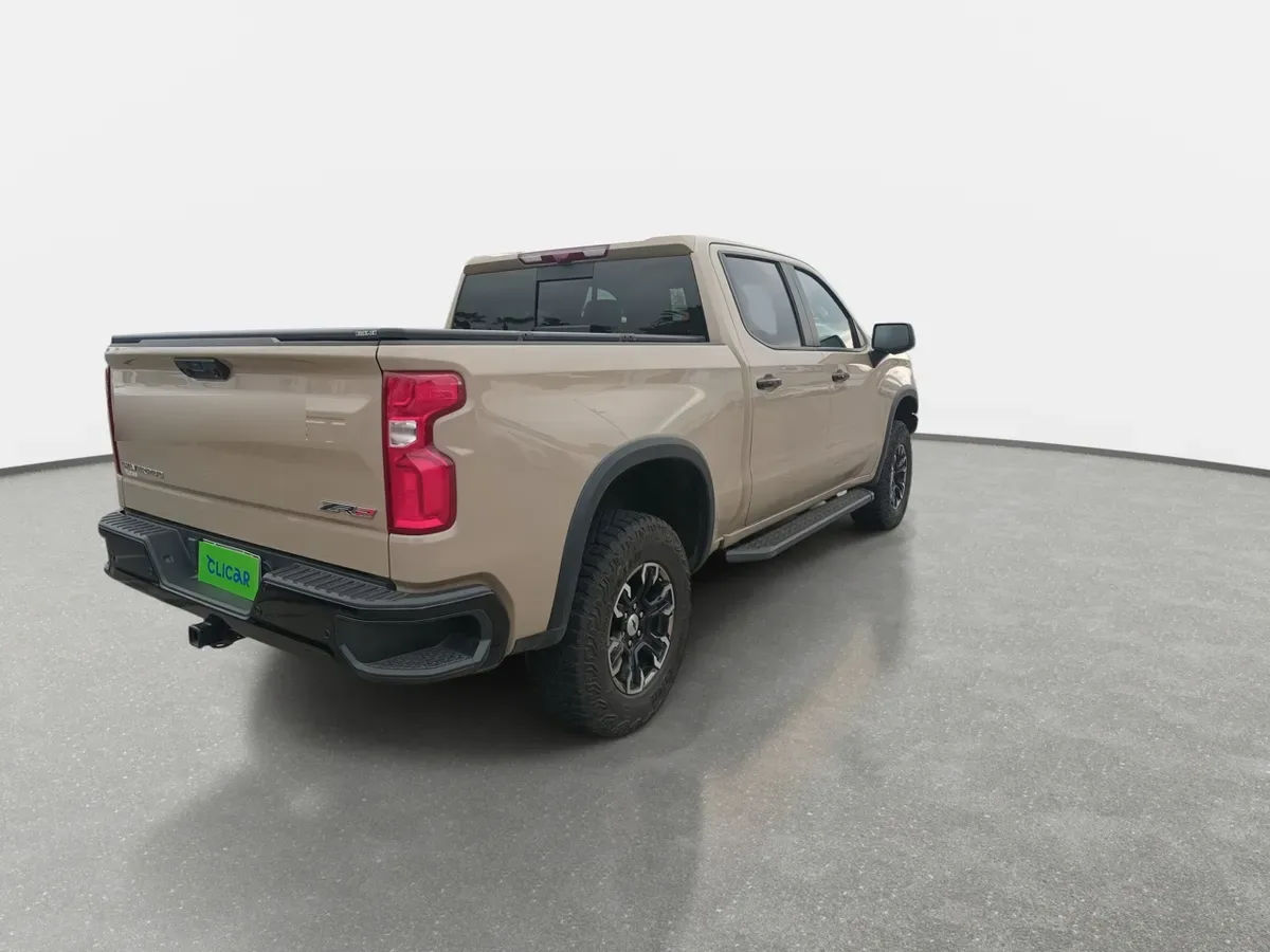 Chevrolet Silverado 6.2 Zr2 4x4 At 4p año 2023