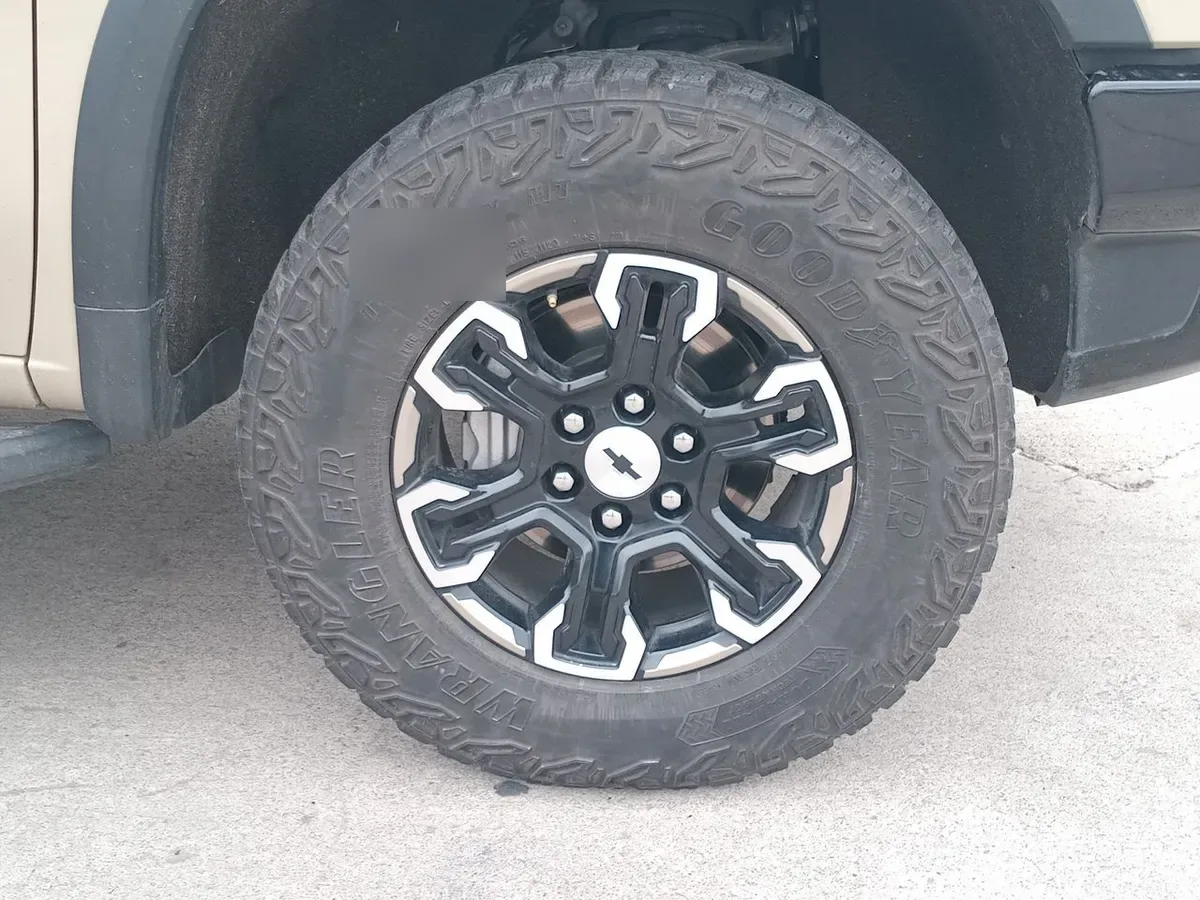 Chevrolet Silverado 6.2 Zr2 4x4 At 4p año 2023