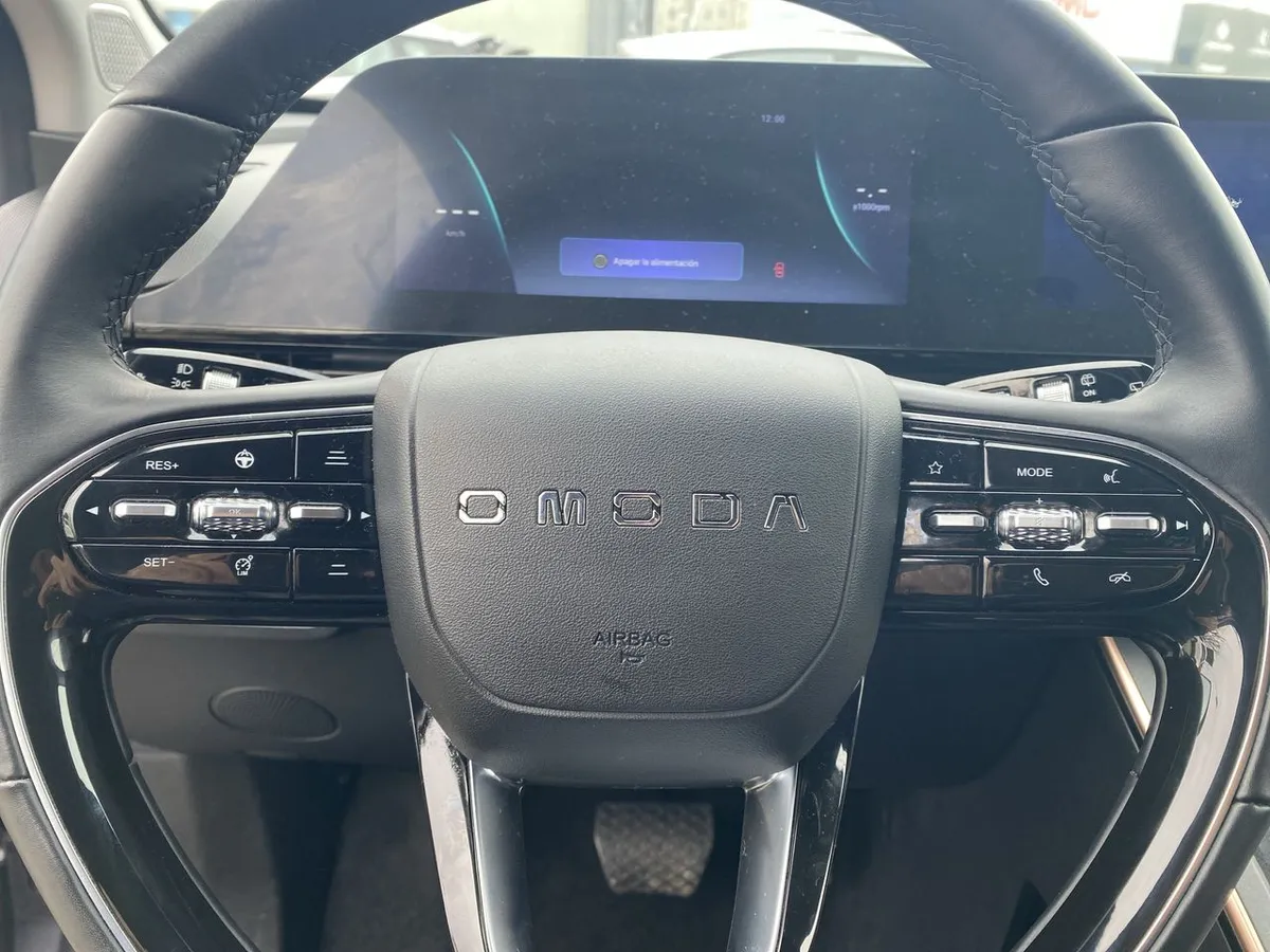 Omoda C5 1.5t Luxury 4x2 Cvt At 5p año 2025