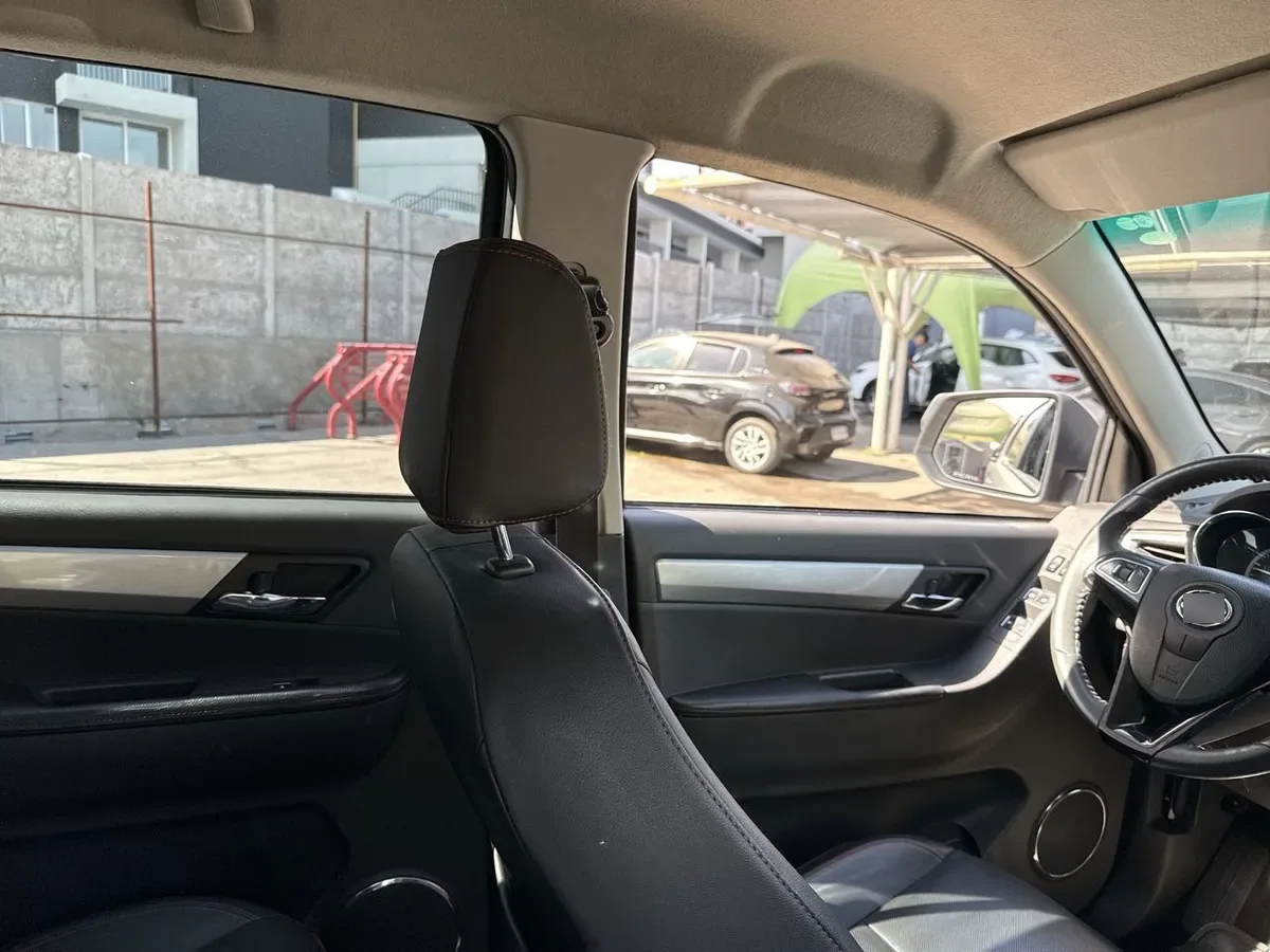JAC T8 2.0 Advance 4x2 Diesel Mt 4p año 2022