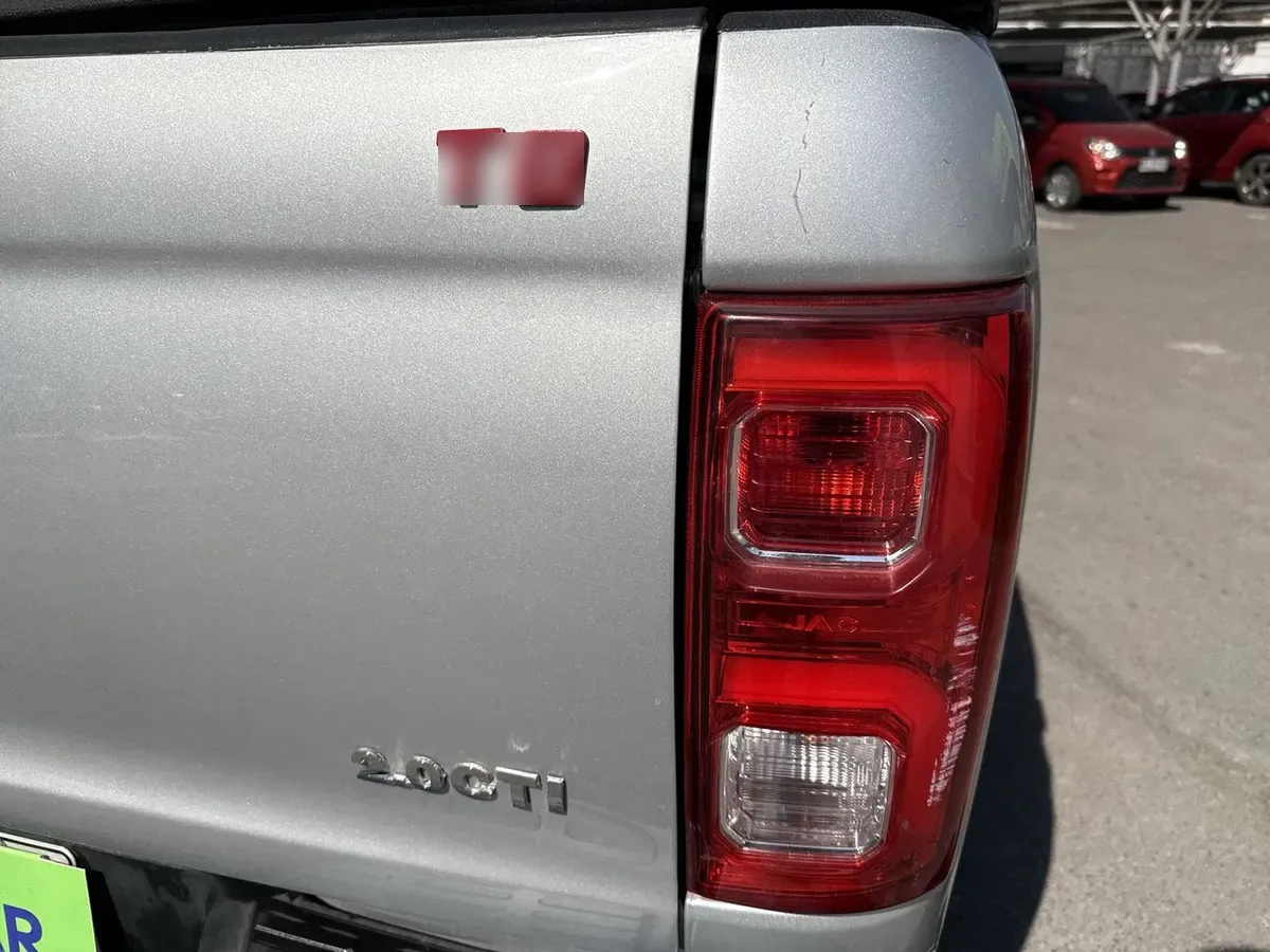 JAC T8 2.0 Advance 4x2 Diesel Mt 4p año 2022