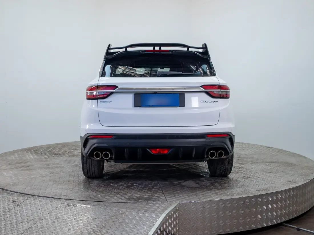 Geely Coolray 1.5 Sport 7dct At año 2023