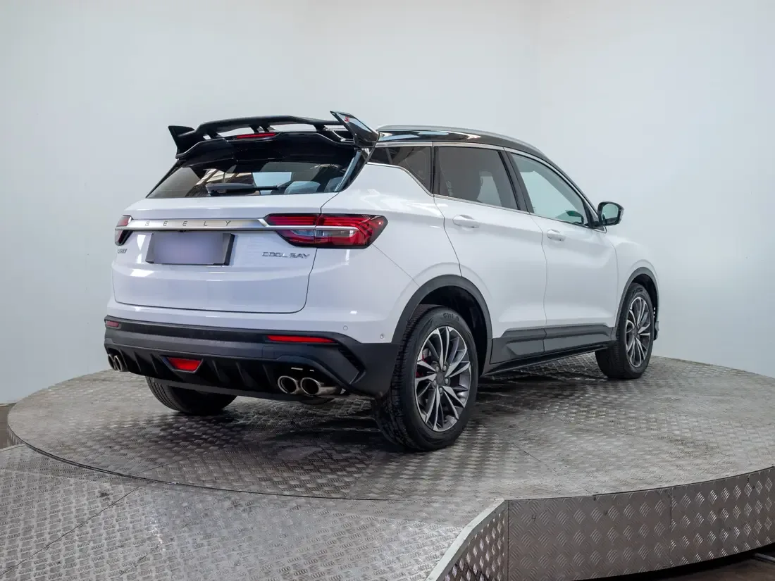 Geely Coolray 1.5 Sport 7dct At año 2023