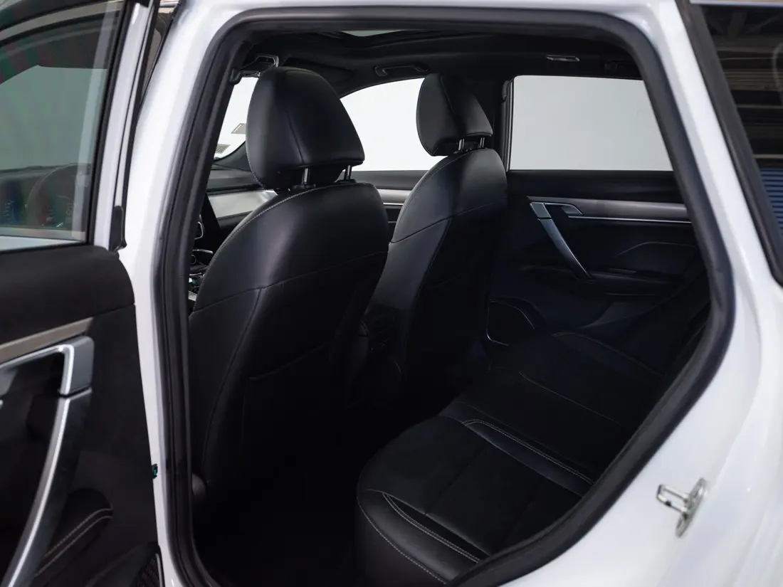 Geely Coolray 1.5 Sport 7dct At año 2023