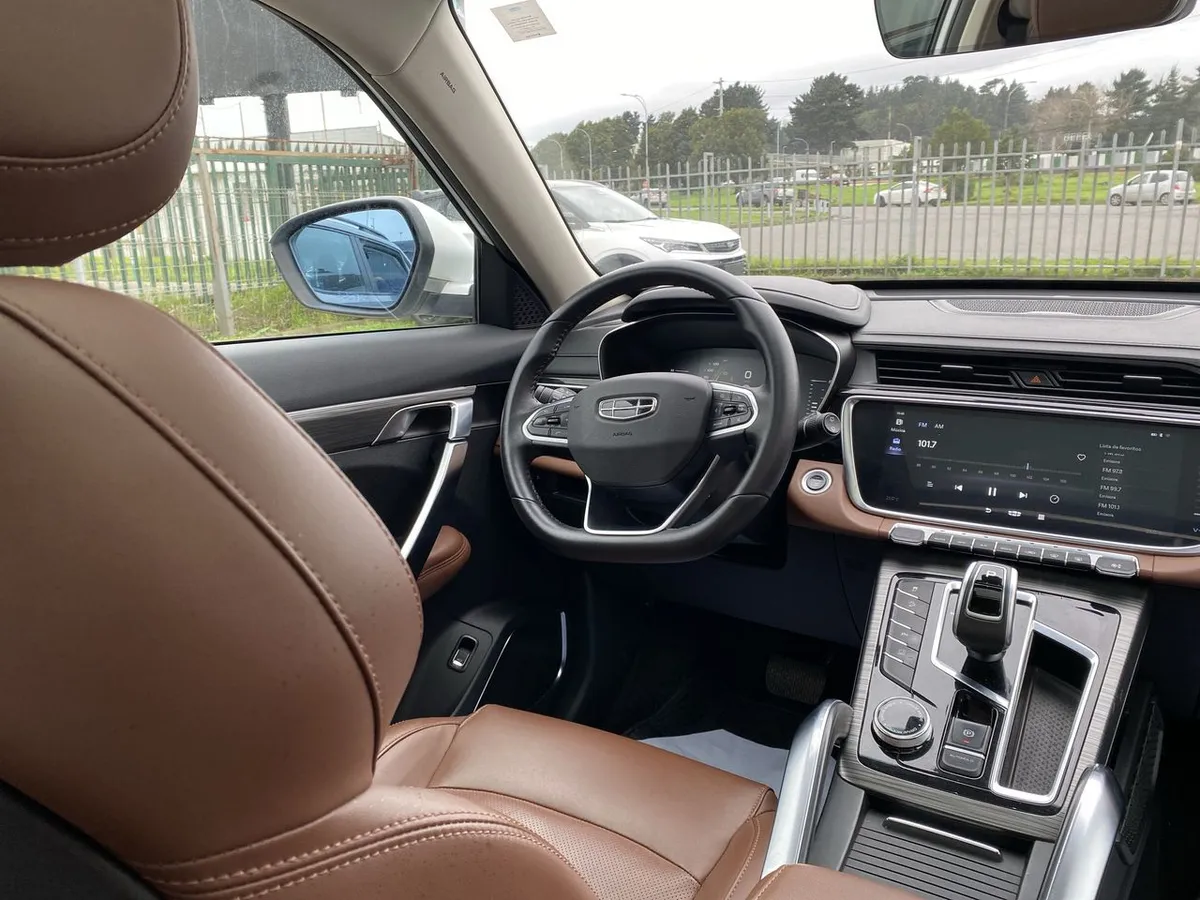Geely Azkarra 1.5t Luxury 4x4 Dct 7at 5p año 2023