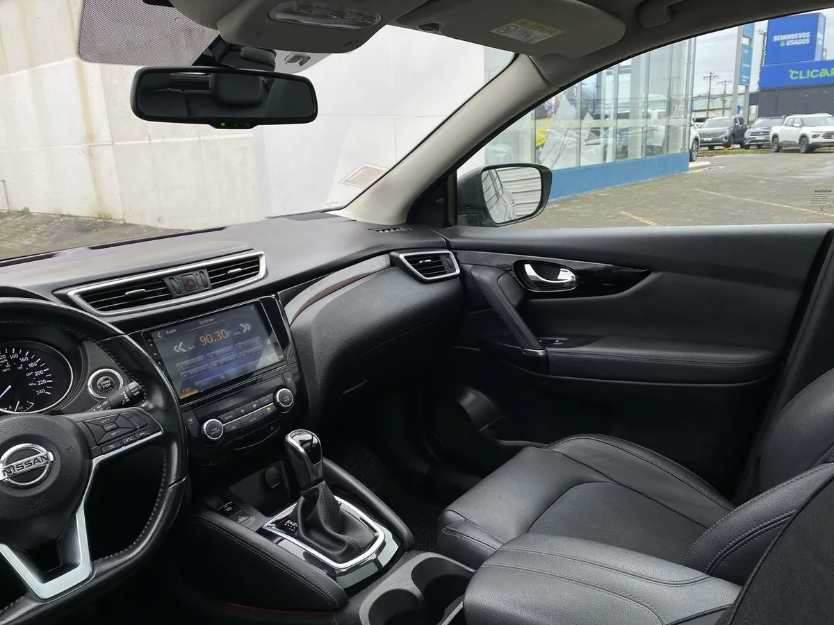 Nissan Qashqai 2.0 Exclusive Multimedia Cvt 4x4 At 5p año 2021