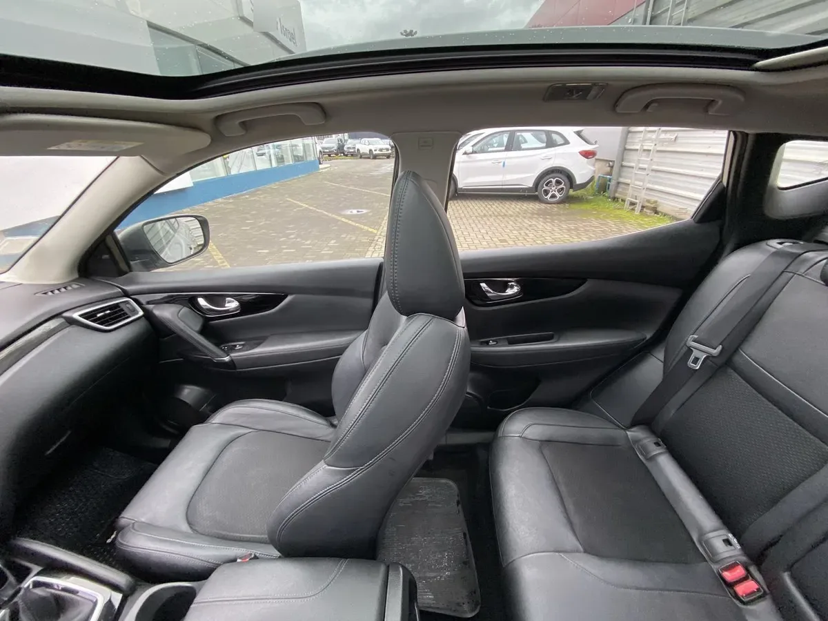 Nissan Qashqai 2.0 Exclusive Multimedia Cvt 4x4 At 5p año 2021