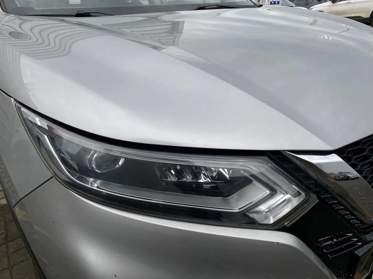 Nissan Qashqai 2.0 Exclusive Multimedia Cvt 4x4 At 5p año 2021