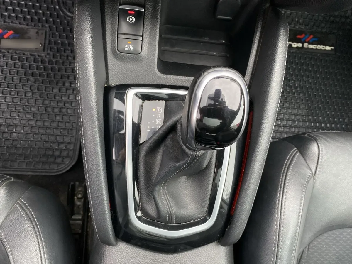 Nissan Qashqai 2.0 Exclusive Multimedia Cvt 4x4 At 5p año 2021