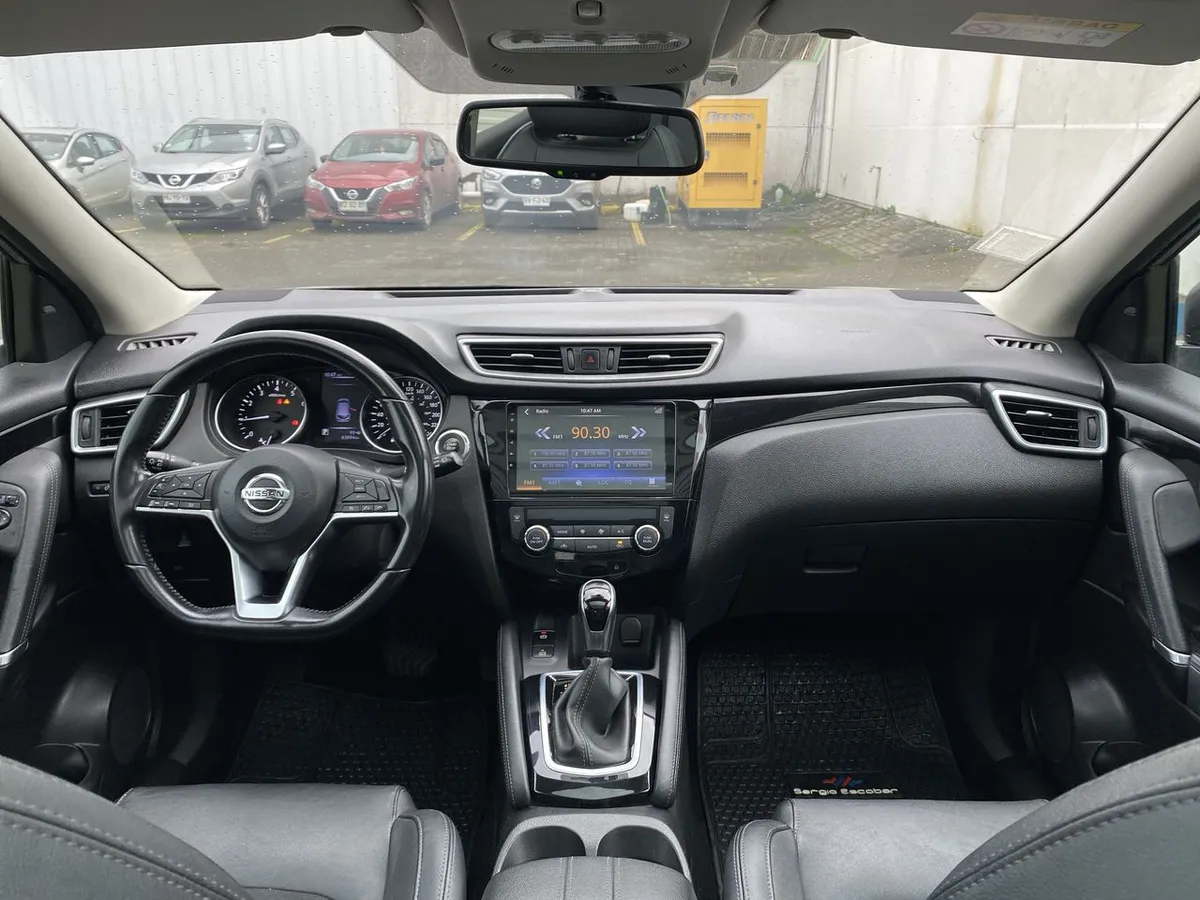 Nissan Qashqai 2.0 Exclusive Multimedia Cvt 4x4 At 5p año 2021