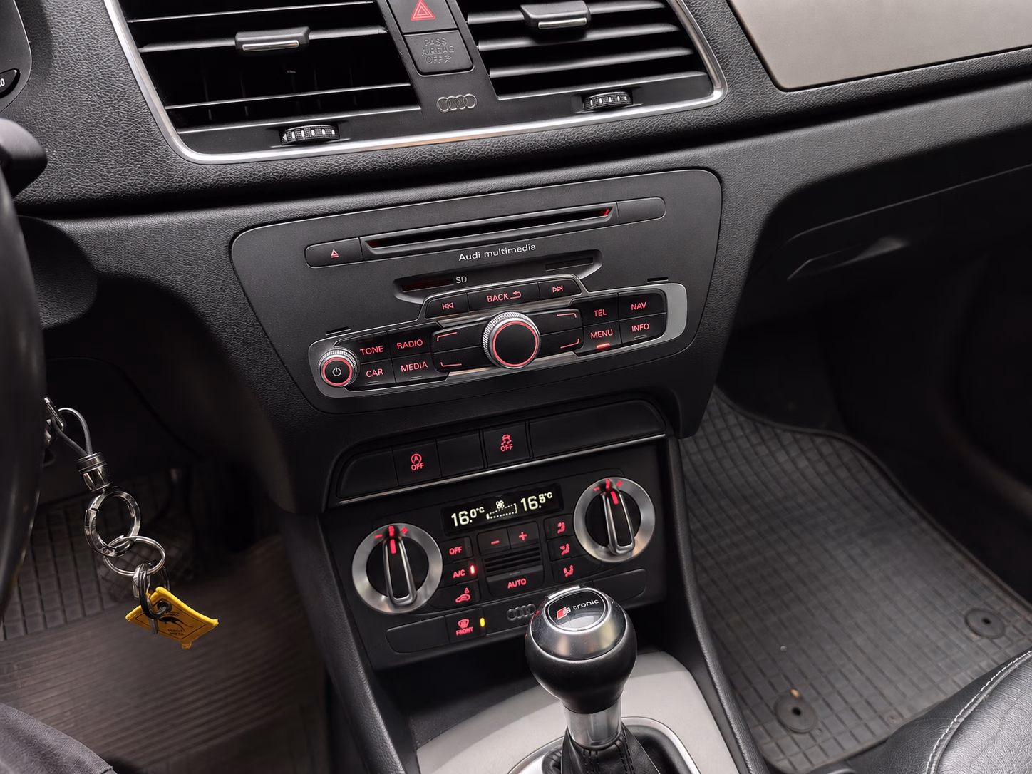 Audi Q3 Attraction año 2014