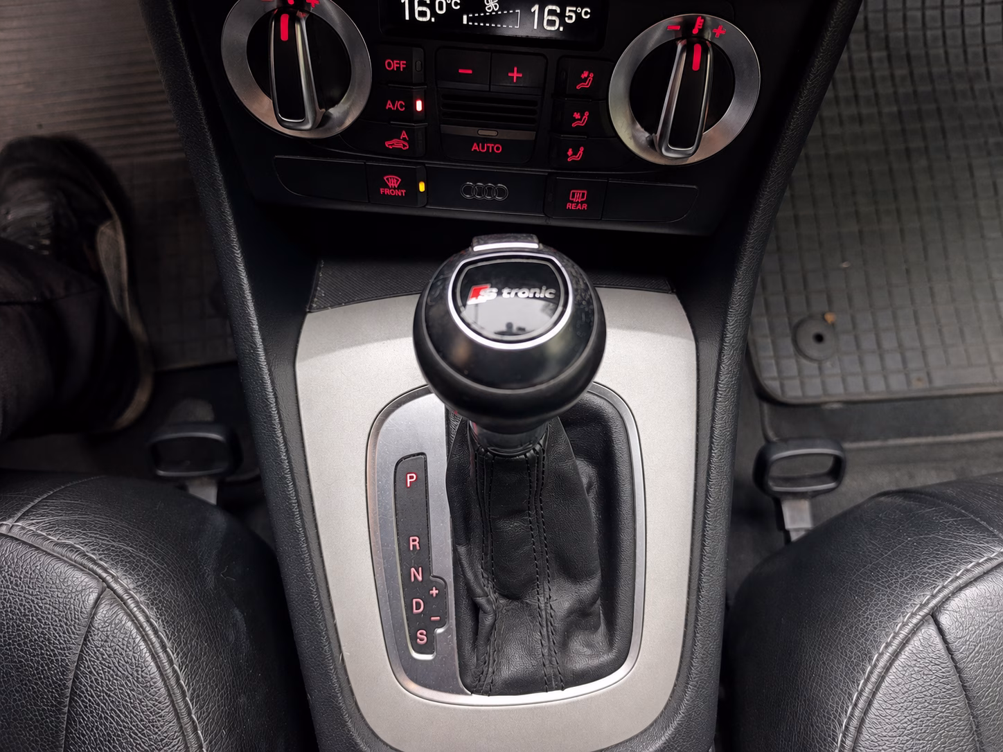Audi Q3 Attraction año 2014