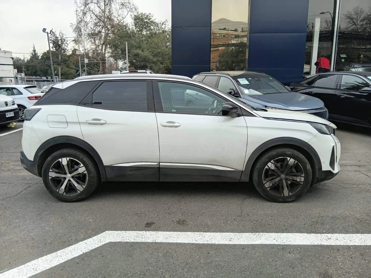 Peugeot 3008 1.6 Allure Pack Thp 165 4x2 Eat6 5p año 2024