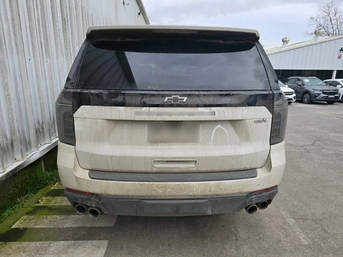 Chevrolet Suburban 5.3l Z71 Awd At 5p año 2026