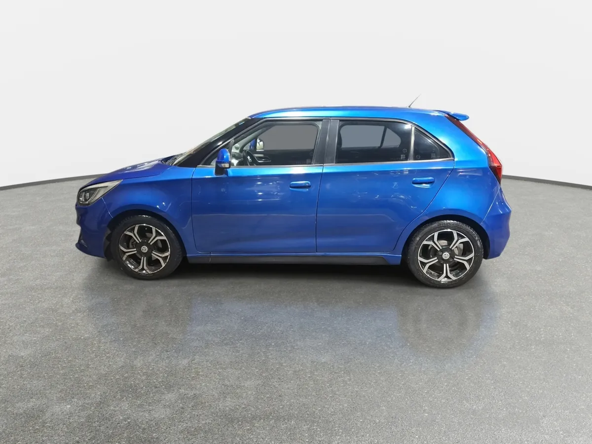 MG 3 1.5 Comfort Hb At 5p año 2021