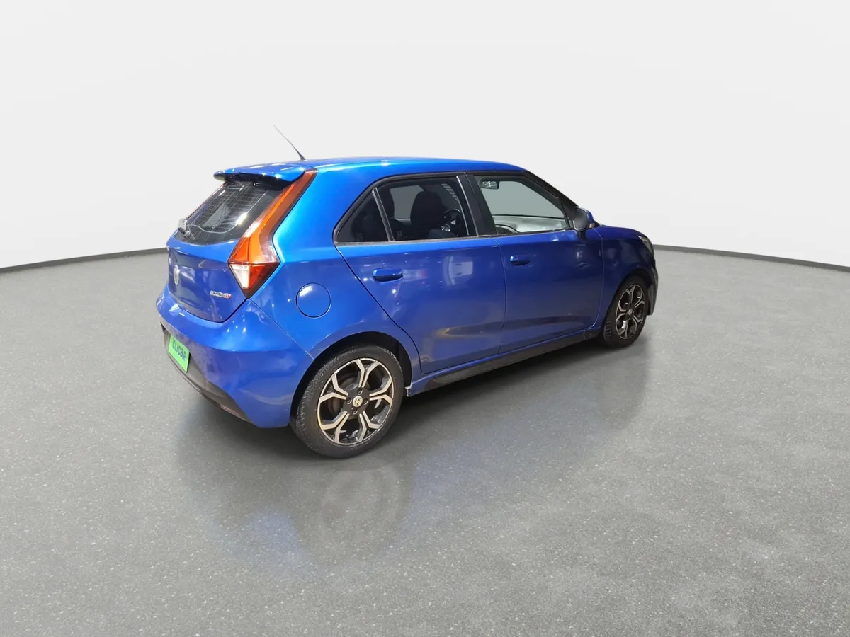 MG 3 1.5 Comfort Hb At 5p año 2021