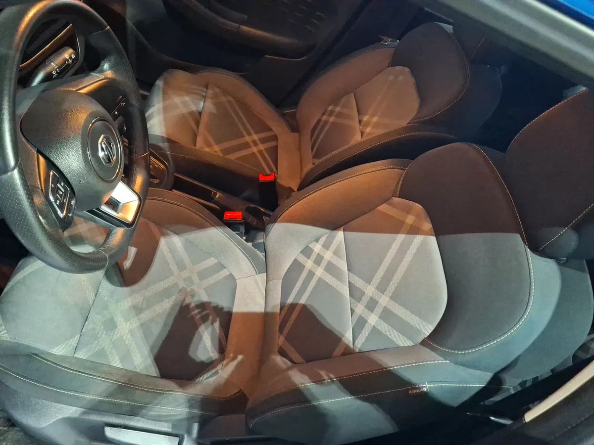 MG 3 1.5 Comfort Hb At 5p año 2021