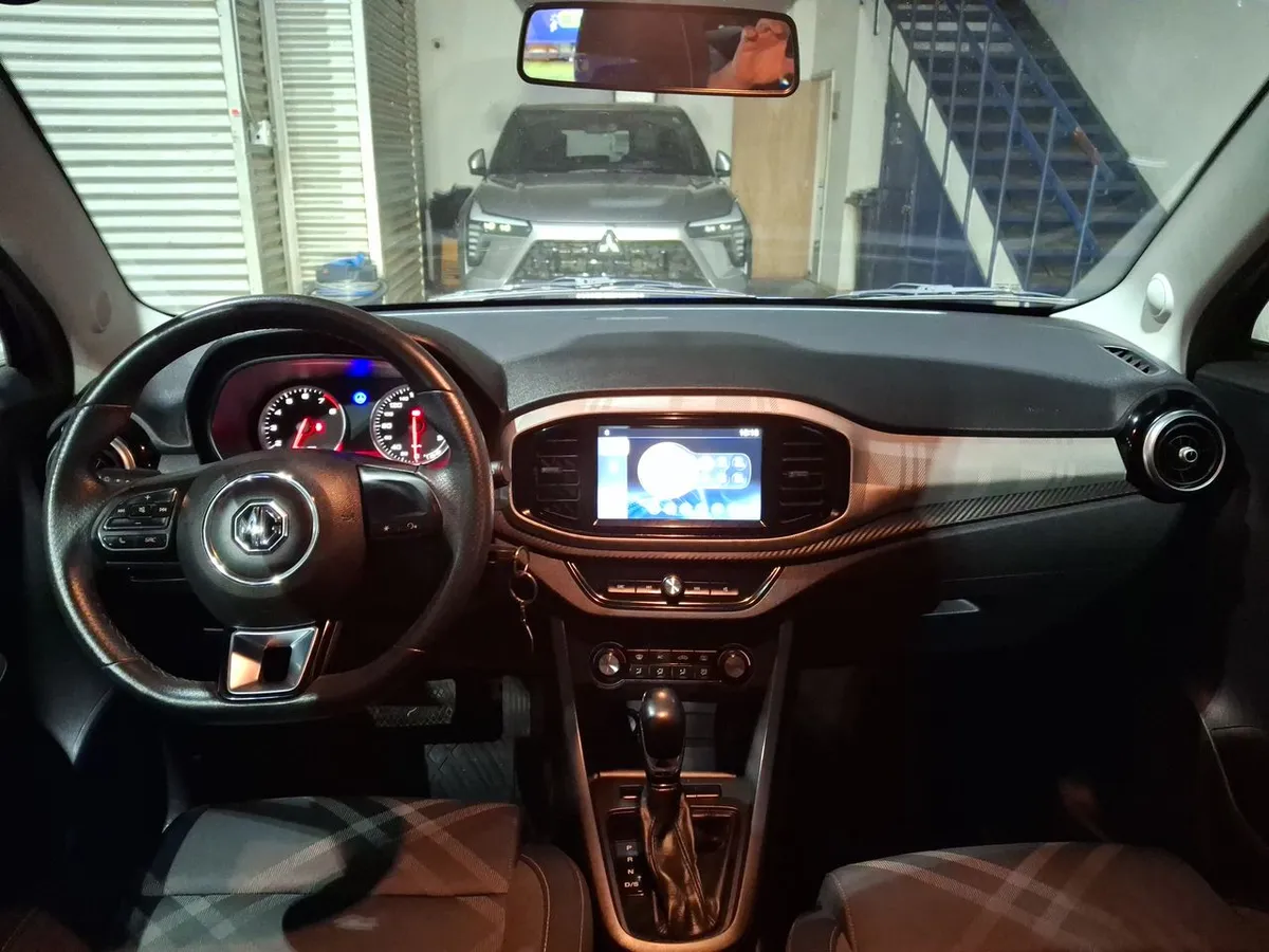 MG 3 1.5 Comfort Hb At 5p año 2021