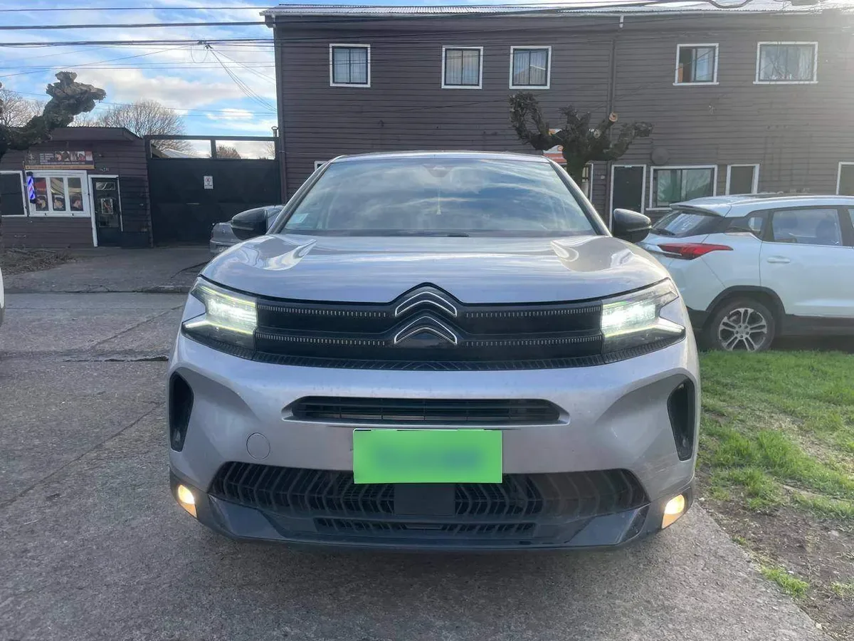 Citroen C5 Aircross 1.5 Feel Pack Diesel 130 Ss Eat8 At 5p año 2024
