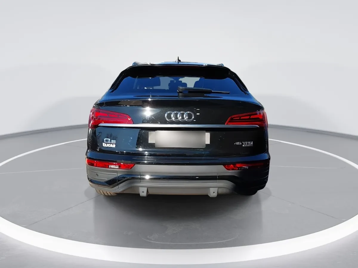 Audi Q5 2.0 45 Tfsi Sportback Quattro 4x4 At 5p año 2024