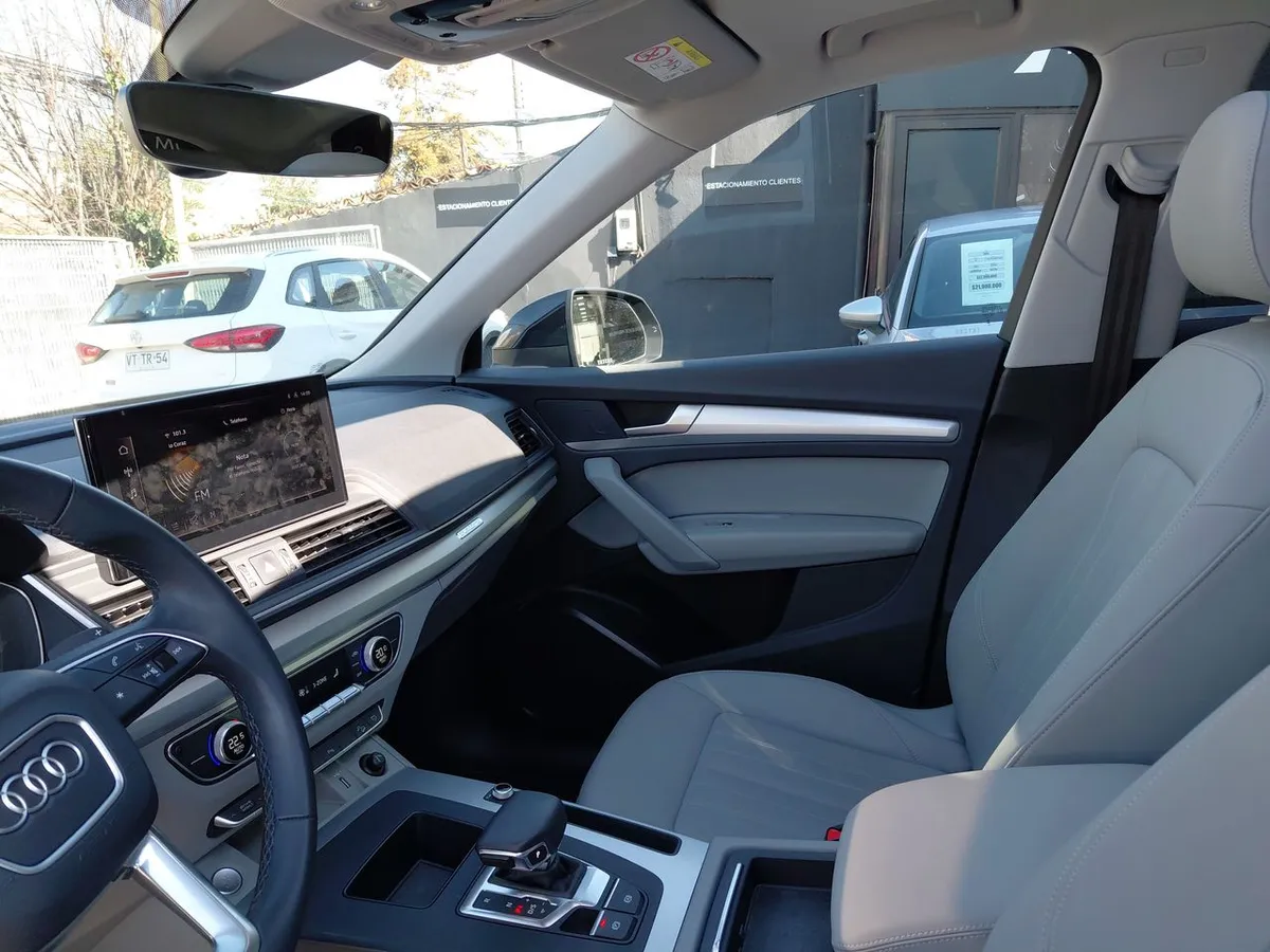 Audi Q5 2.0 45 Tfsi Sportback Quattro 4x4 At 5p año 2024