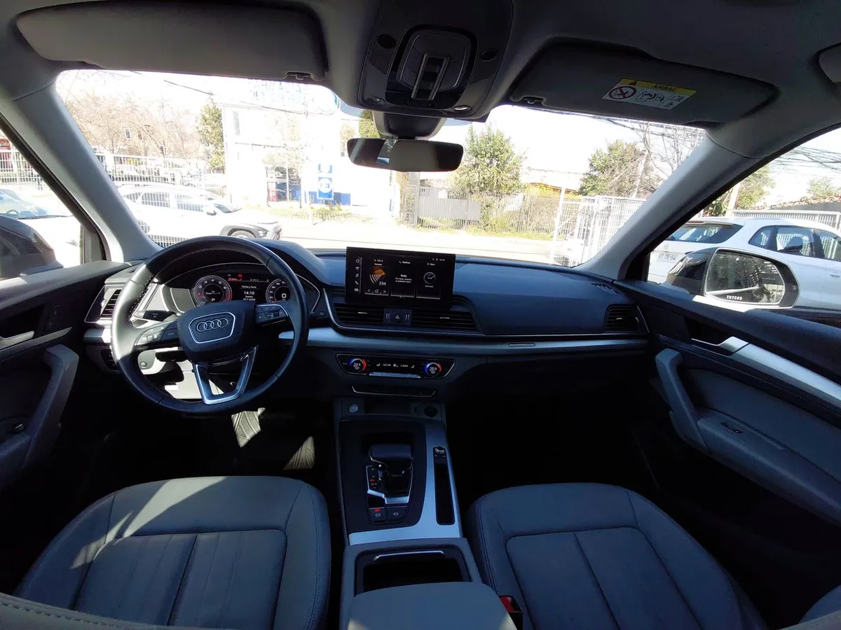 Audi Q5 2.0 45 Tfsi Sportback Quattro 4x4 At 5p año 2024