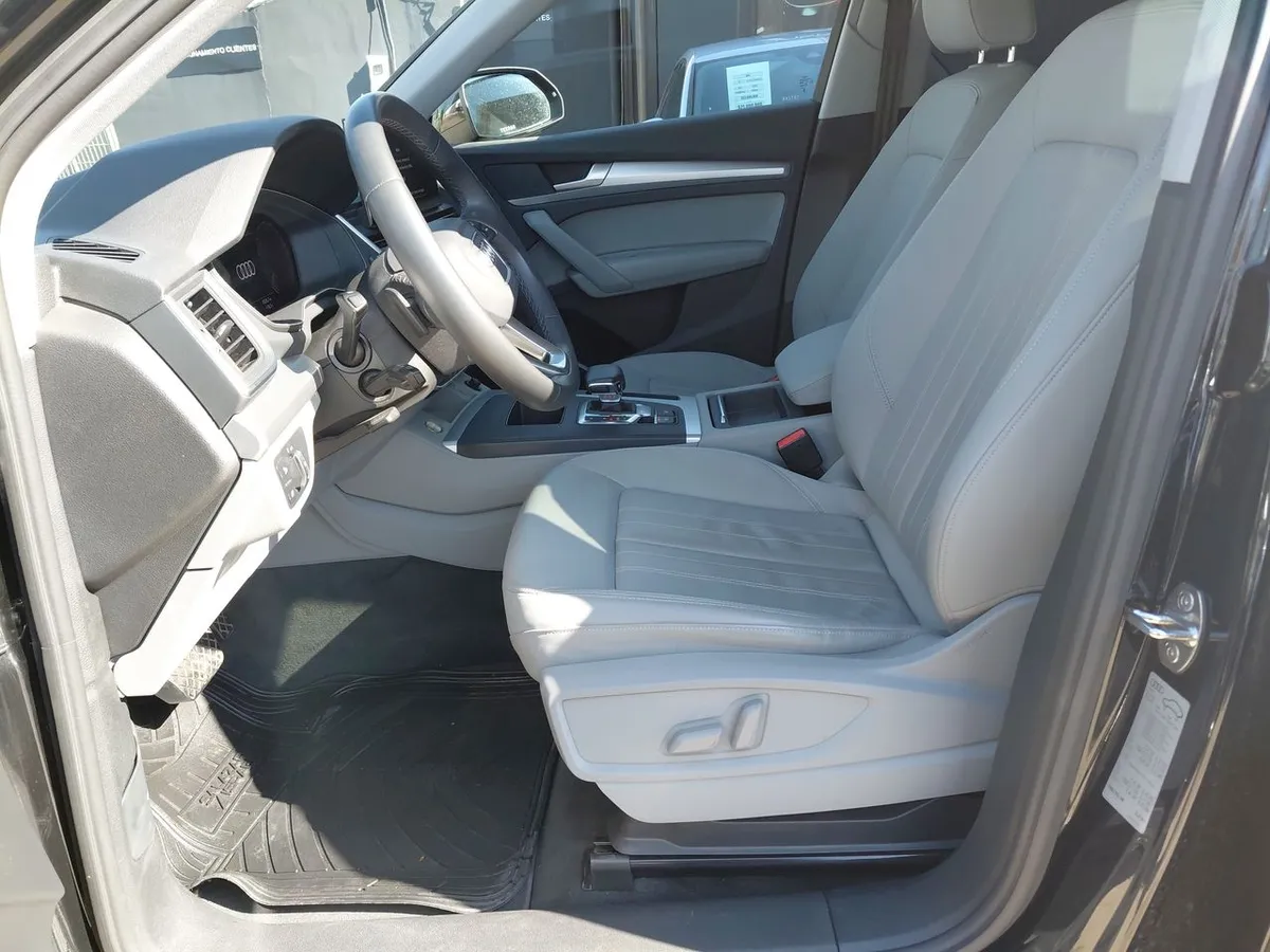 Audi Q5 2.0 45 Tfsi Sportback Quattro 4x4 At 5p año 2024