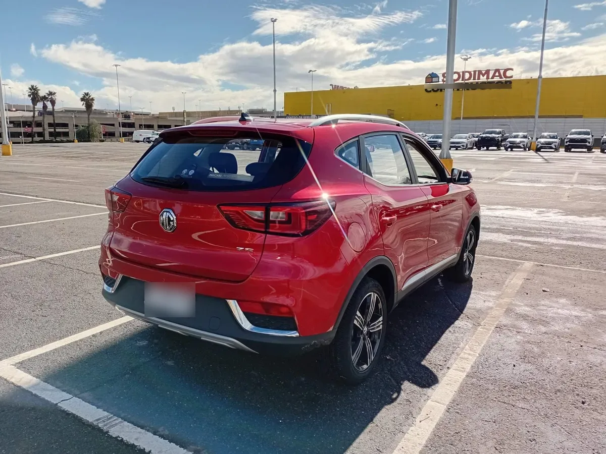 MG Mg Zs 1.5 Comfort 4x2 Mt 5p año 2023