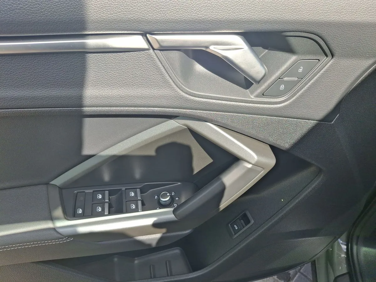 Audi Q3 1.4 35 Tfsi Sport 4x2 S-Tronic At 5p año 2025