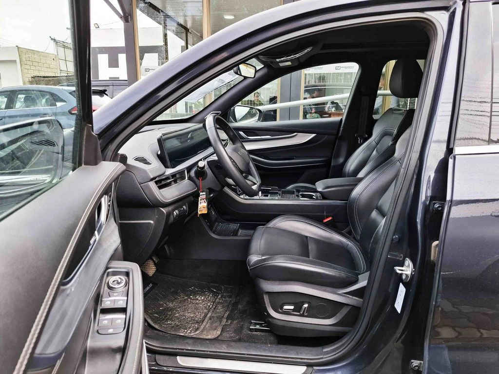 Exeed Lx 1.5t Advancerd 4x2 Cvt At 5p año 2024