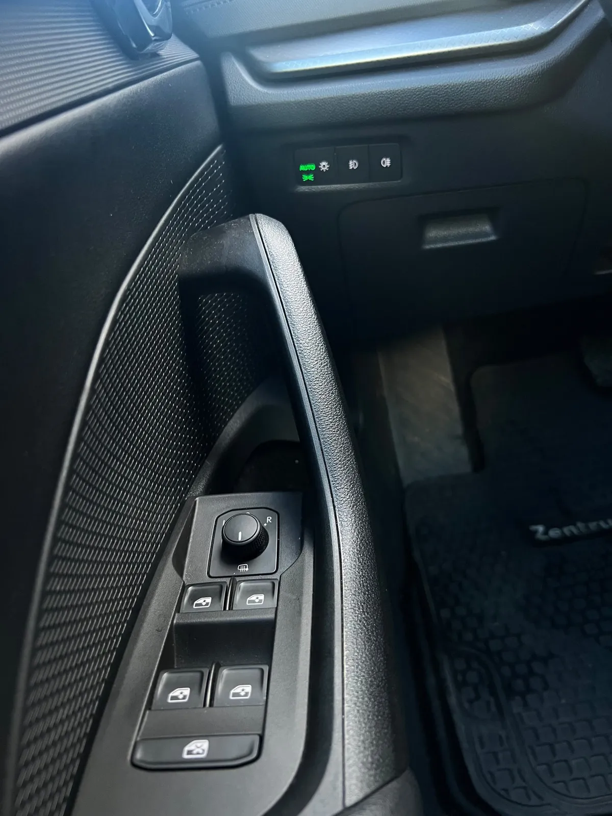 Skoda Octavia Tsi 4x2 1.4 Auto año 2022