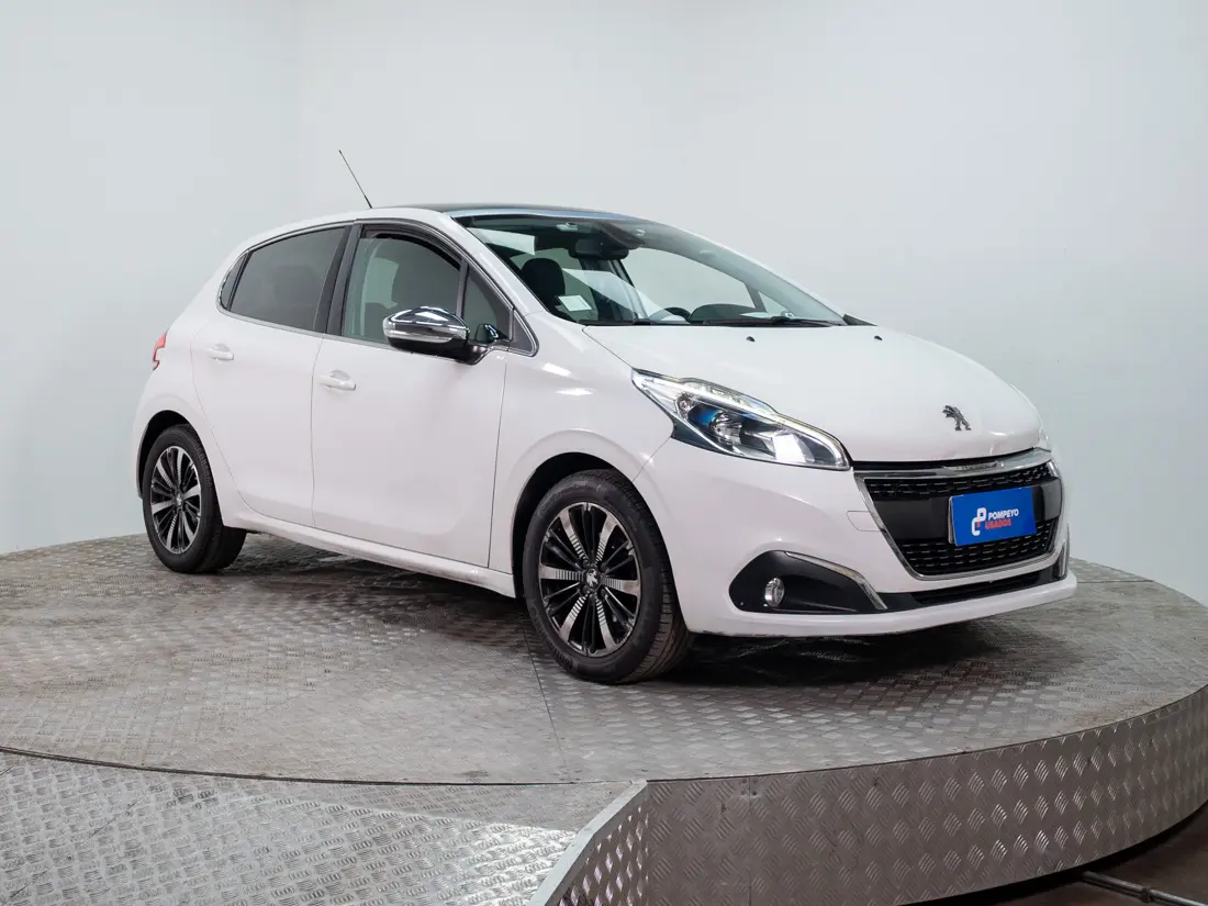 Peugeot 208 1.2 Signature Puretech At año 2019