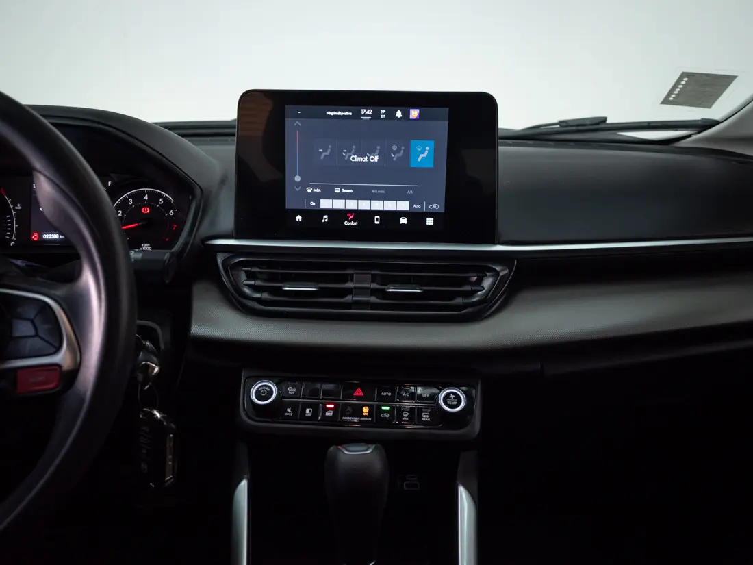 Fiat Fastback 1.0 Drive At año 2024